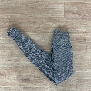 Lululemon herringbone wunder under leggings